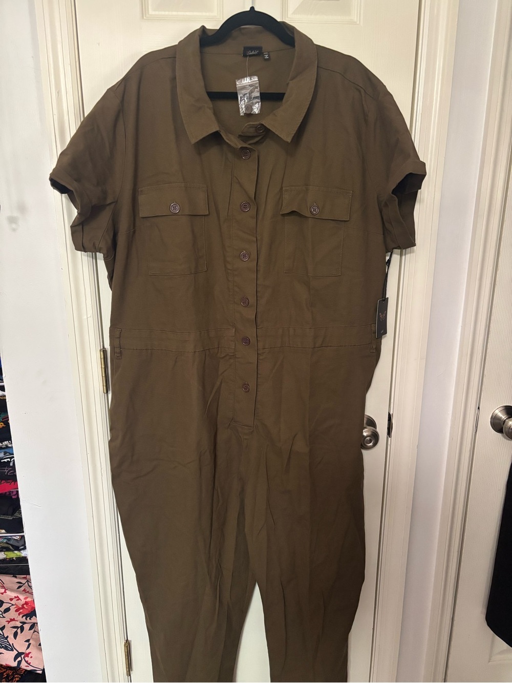 Short-Sleeve Utility Jumpsuit in Olive
